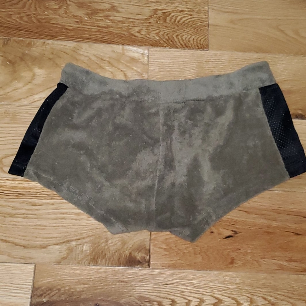 New Oliver Green Shorts